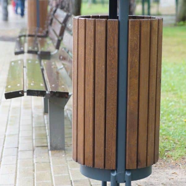 Thùng Rác Gỗ Chống Ẩm Bền Bỉ