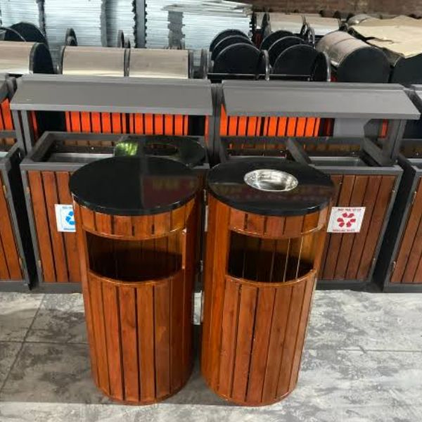 Thùng Rác Công Cộng Có Gạt Tàn Cao Cấp