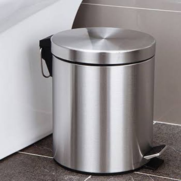 Tiêu Chí Chọn Thùng Rác Y Tế Inox Đạp Chân Cho Phòng Thẩm Mỹ - RTYT00019 1 Thùng Rác Y Tế Inox Đạp Chân An Toàn